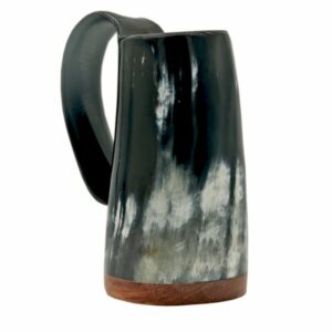Tasse médiévale en corne de vache – Image 3