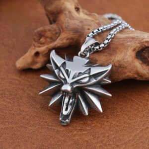 Pendentif loup féroce en acier inoxydable