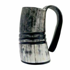 Tasse médiévale en corne de vache – Image 5
