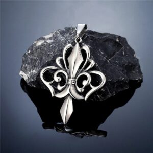 Collier médiéval fleur de lys