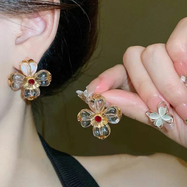 Boucles d'oreilles médiévales fleur de cristal