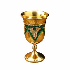 Calice doré avec décor vert raisin