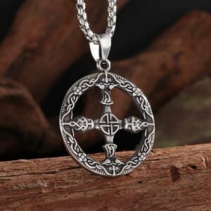 Pendentif croix celtique en acier gravé
