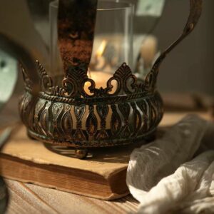 Photophore/bougeoir médiéval en forme de couronne – Image 2