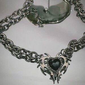 Collier chaîne double cœur noir et griffes d'argent