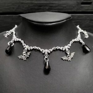 Collier chauves-souris et larmes noires
