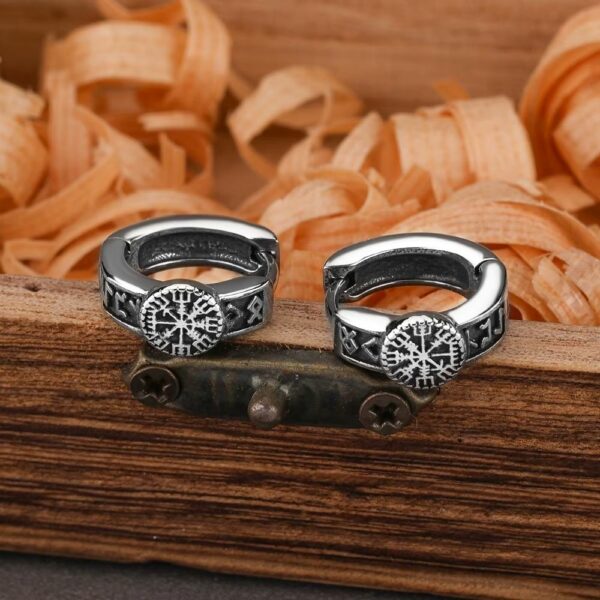 Boucles d’oreilles viking – cercle protecteur Vegvisir