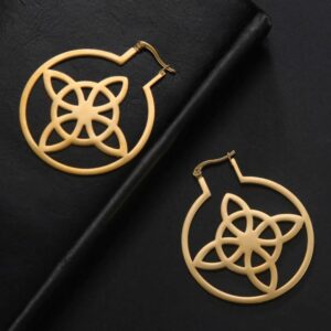 Boucles d'oreilles celtes dorées en motif nœud triquetra – Image 1