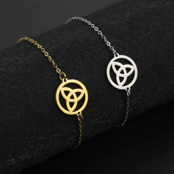 Bracelet triquetra cerclé doré ou argenté