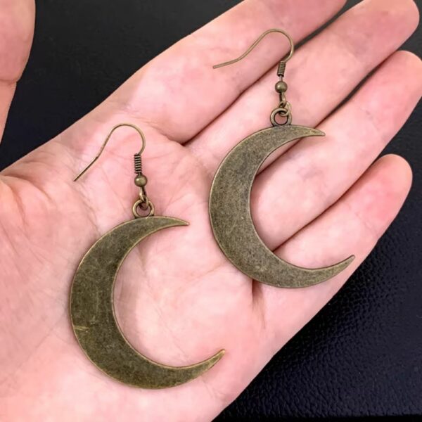 Boucles d'oreilles croissant de lune effet bronze vieilli
