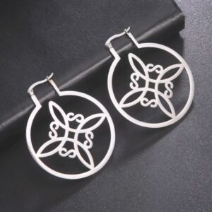 Boucles d'oreilles celtes argentées au motif floral