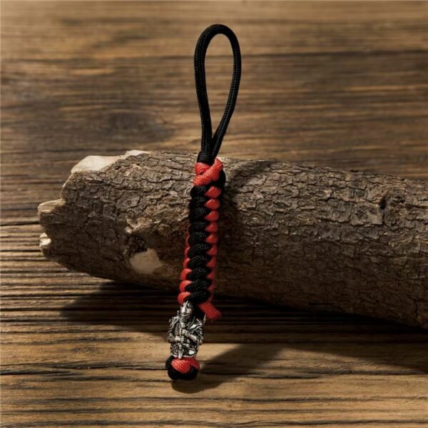 Porte-clés médiéval tressé avec chevalier