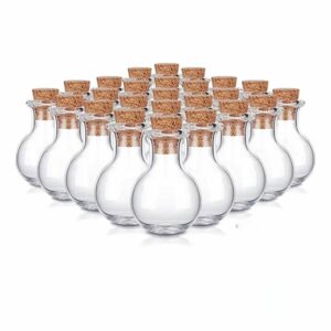 Lot de fioles médiévales en verre avec bouchons en liège